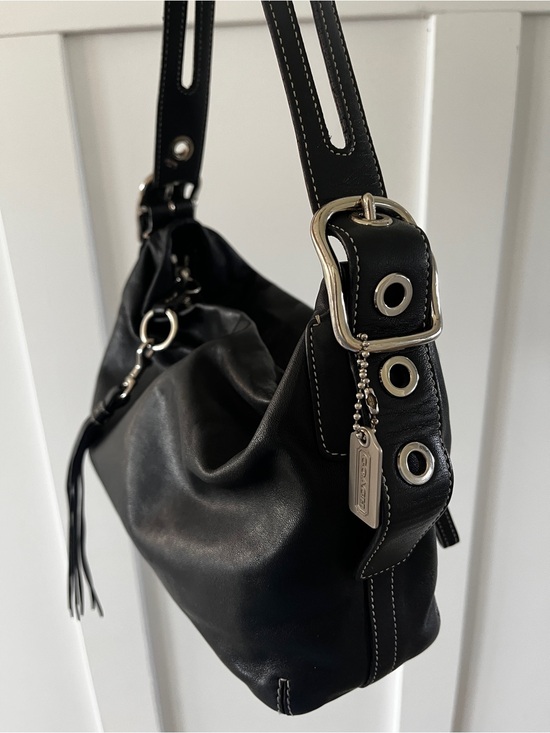 Coach Handbags - Coach Vintage Black Leather Shoulder Bag with Silver Hardware